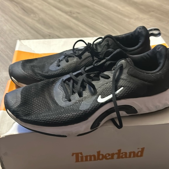 Nike TR - Picture 1 of 2